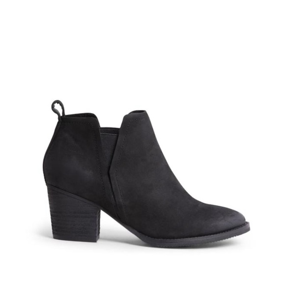 Steve Madden Waterproof Nova Ankle Boots - Picture 1 of 12